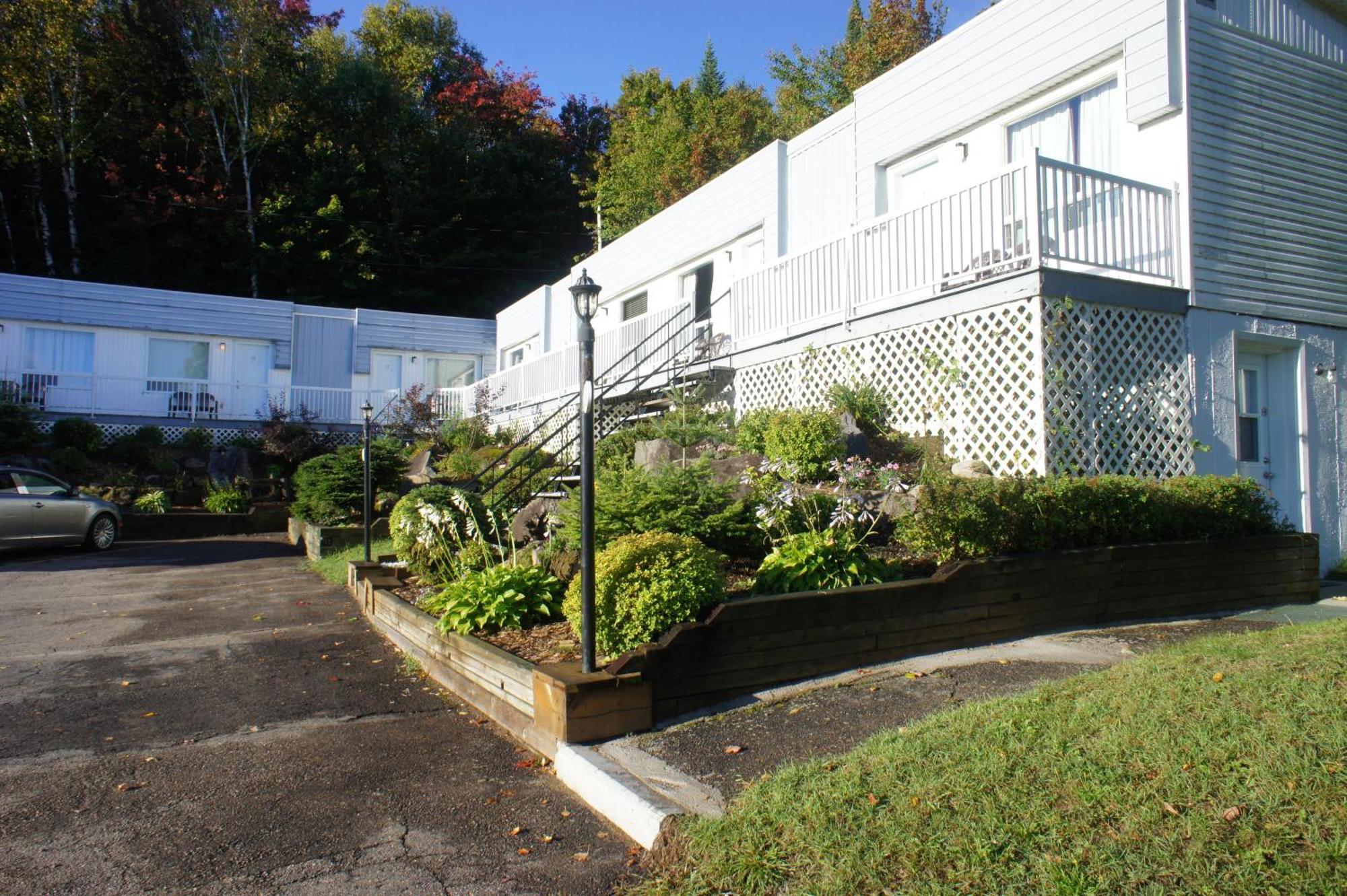 Motel Clair Mont Sainte-Agathe-des-Monts Esterno foto