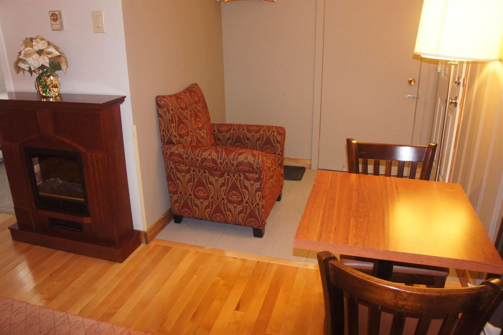 Motel Clair Mont Sainte-Agathe-des-Monts Esterno foto